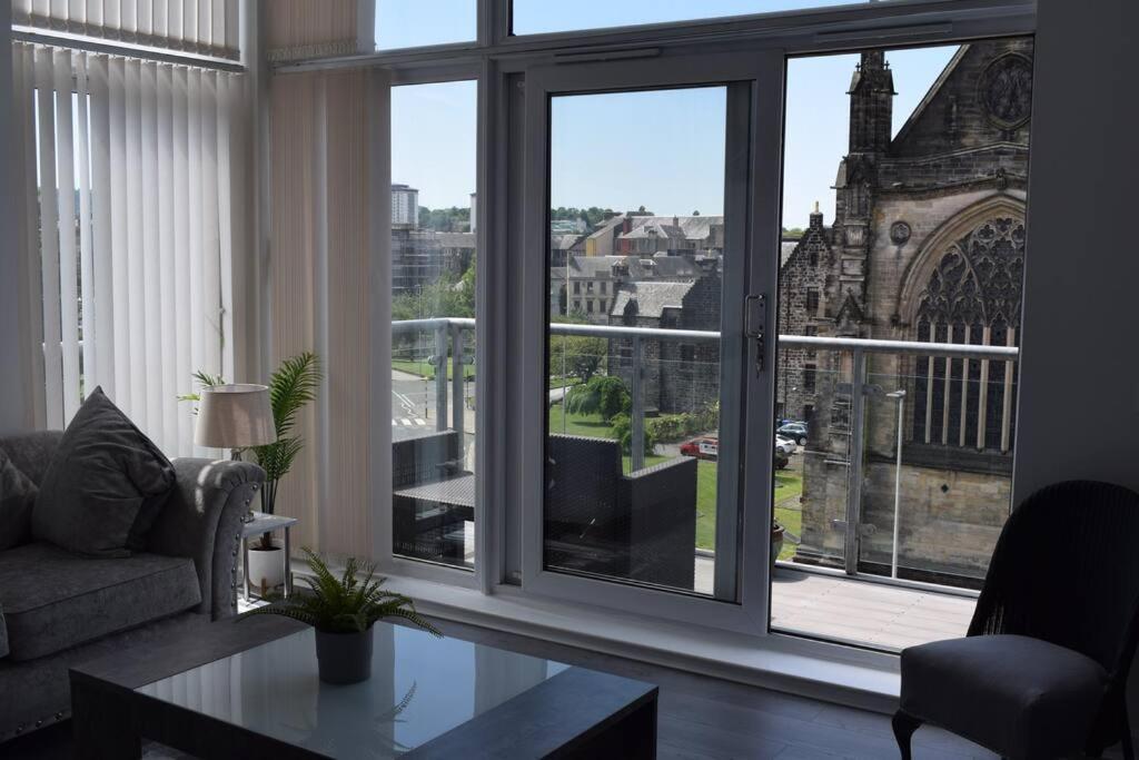 The Paisley Penthouse - Abbey View Apartment Exterior photo